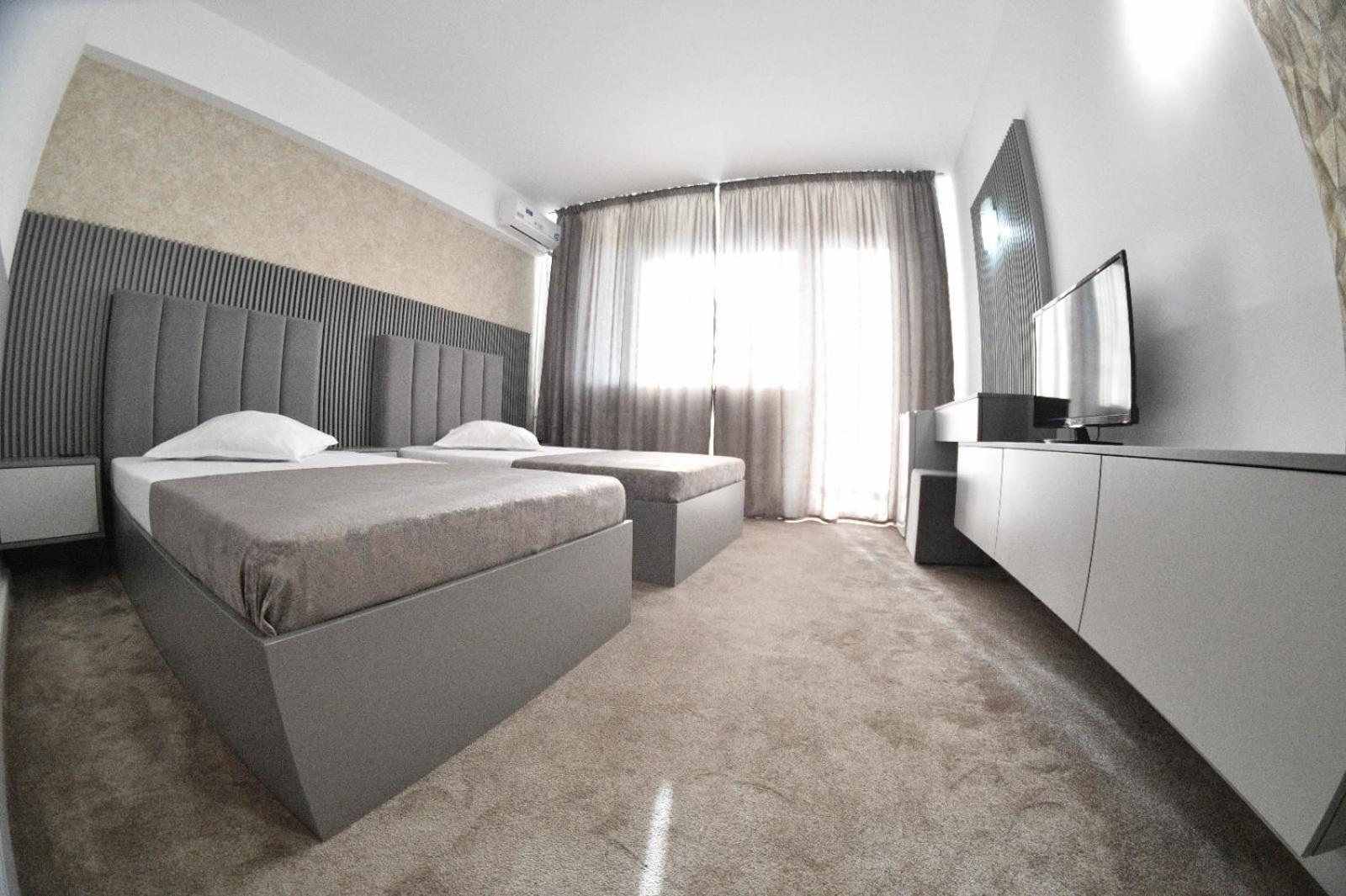 Hotel Parc Craiova Exterior photo